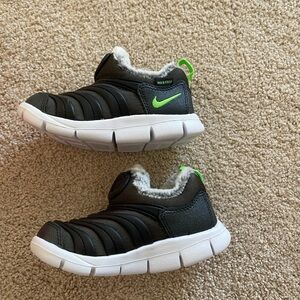 NIB Nike Dynamo Free toddler sneakers